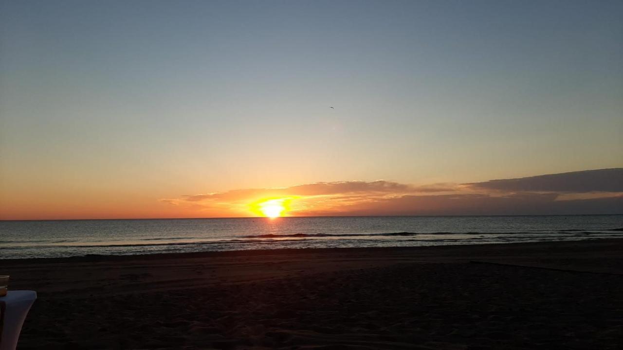 Adosadito Playa Олива Экстерьер фото